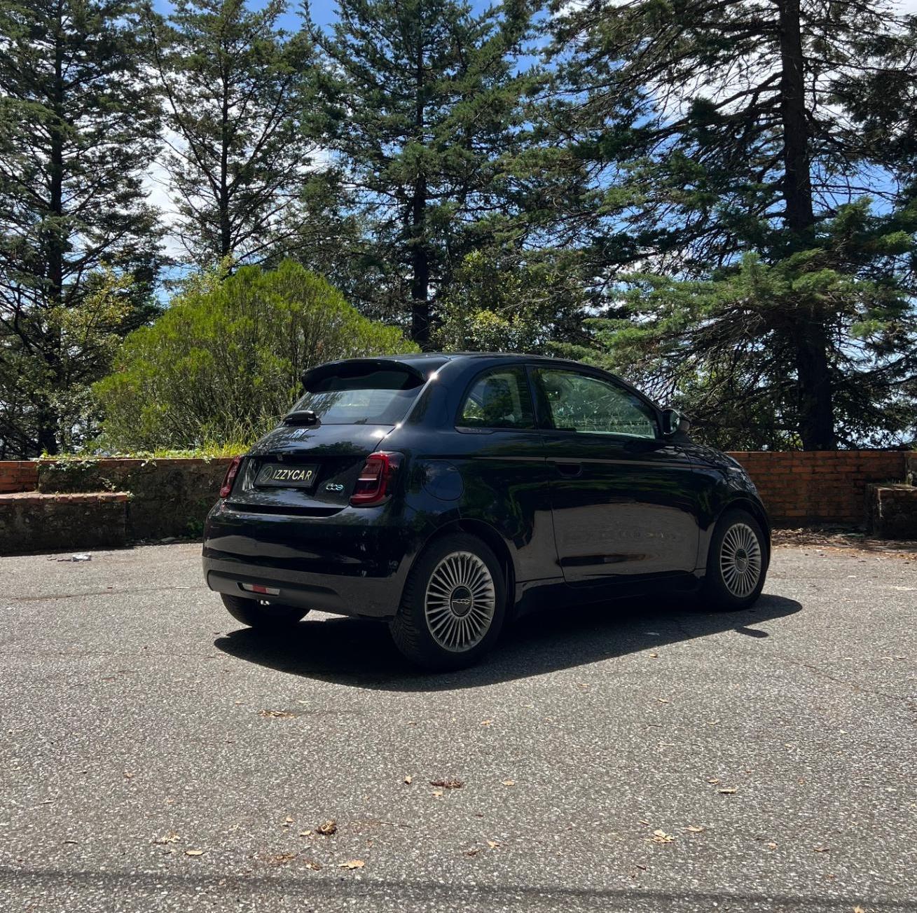 Fiat 500e 4