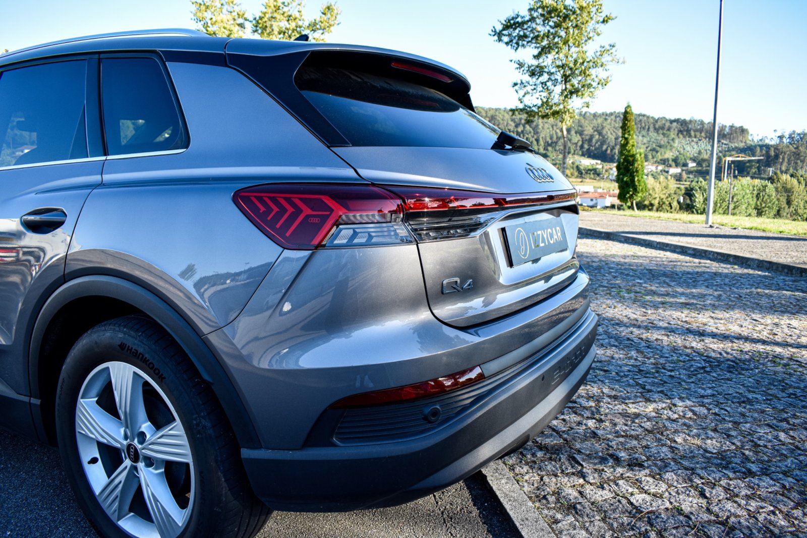Audi Q4 e-tron 5