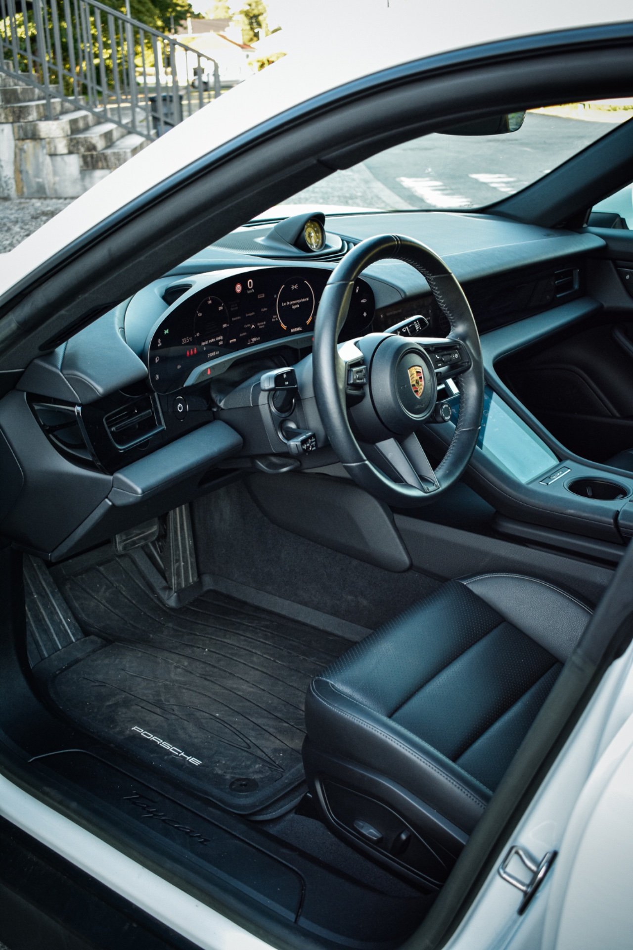Porsche Taycan 13